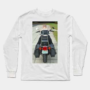 Streamlined Long Sleeve T-Shirt